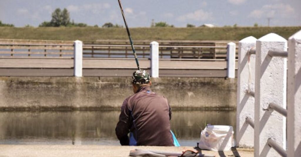 What is Magnet Fishing?